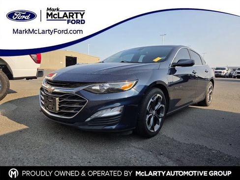 Used 2022 Chevrolet Malibu LT FWD image 1