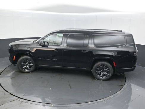 New 2026 Jeep Grand Wagoneer L Limited w/ Premium Group II image 40