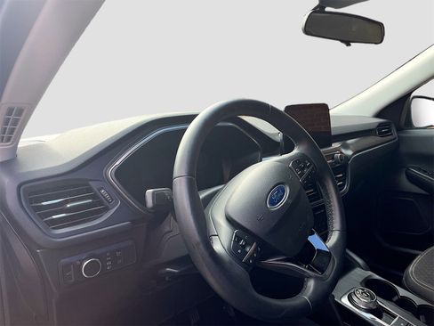 Used 2024 Ford Escape Active image 9