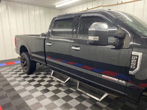 Used 2018 Ford F250 XLT w/ XLT Value Package image 10