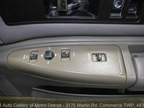 Used 1994 Chevrolet Impala SS image 40