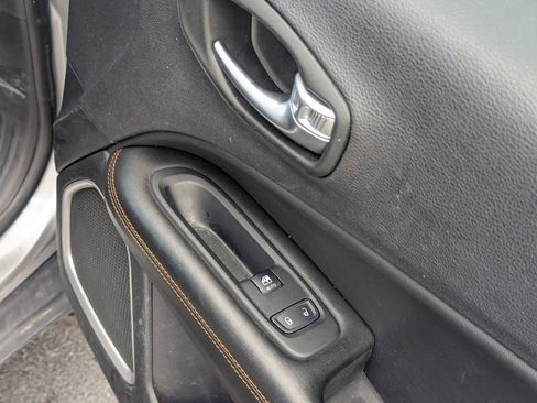 Used 2018 Jeep Compass Limited w/ Safe & Security Group image 35