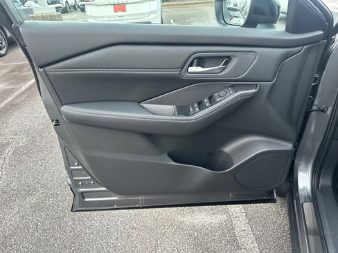 New 2026 Nissan Rogue Dark Armor image 10