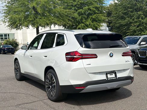 New 2026 BMW X3 xDrive30i w/ Premium Package AWD/4WD image 3