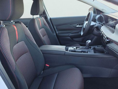 New 2026 Nissan Sentra SR w/ Floor Mat Package FWD image 16