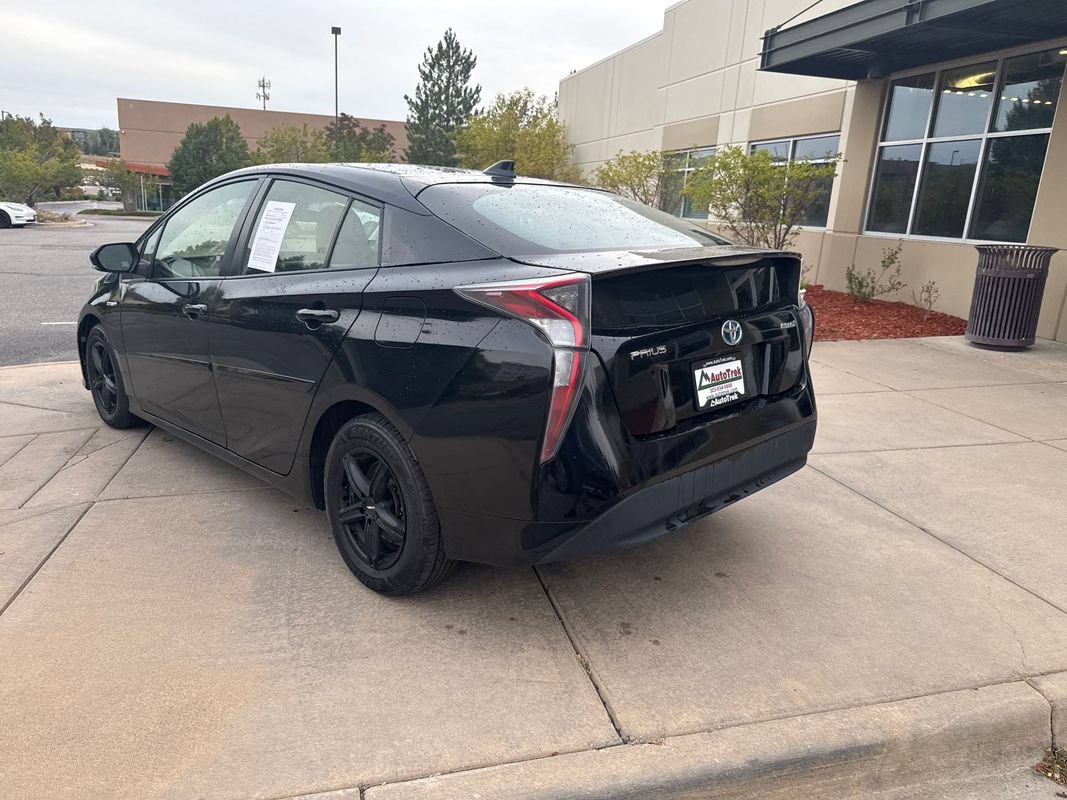 Used 2017 Toyota Prius One FWD image 9