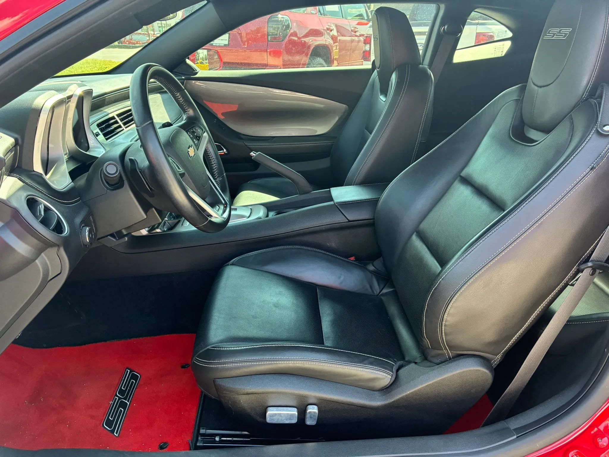 Used 2015 Chevrolet Camaro SS w/ LPO, Red Appearance Package RWD image 5
