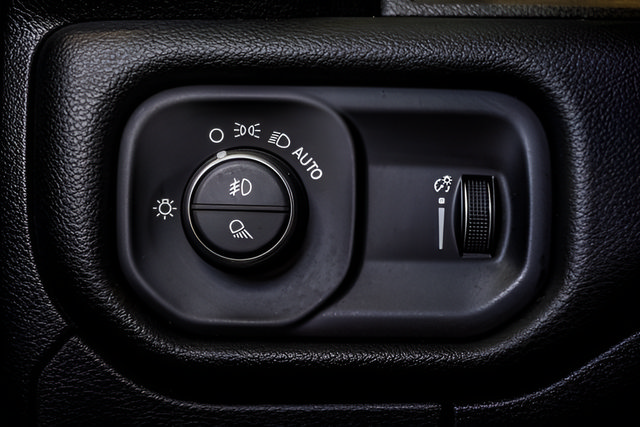 Used 2024 RAM 1500 Big Horn AWD/4WD image 17