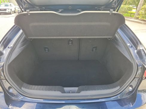 Used 2024 MAZDA MAZDA3 s FWD image 8