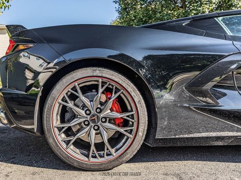 Used 2023 Chevrolet Corvette Stingray Coupe w/ Z51 Performance Package RWD image 10