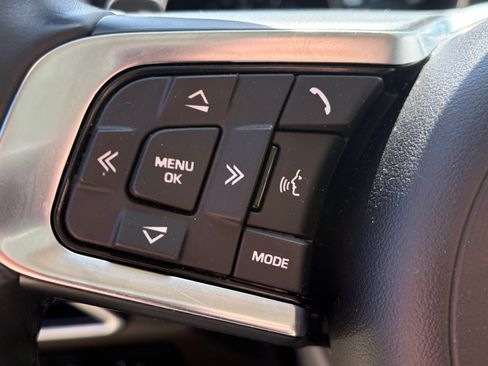 Used 2019 Jaguar F-PACE Prestige AWD/4WD image 20