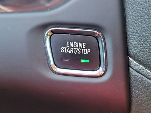 Used 2022 GMC Acadia SLE w/ Driver Convenience Package image 27