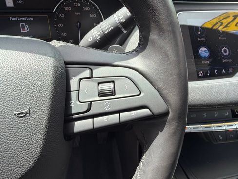 Used 2019 Cadillac XT4 Premium Luxury w/ Cold Weather Package AWD/4WD image 18