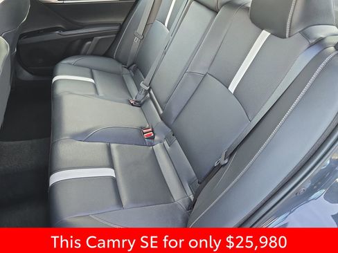 Used 2025 Toyota Camry SE image 19