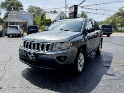Used 2011 Jeep Compass 2WD image 4
