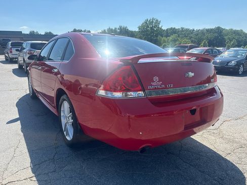 Used 2010 Chevrolet Impala LTZ FWD image 8