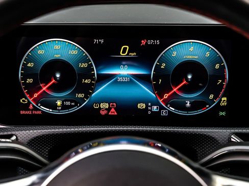 Used 2023 Mercedes-Benz CLA 250 image 20