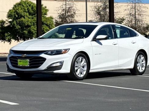 Used 2024 Chevrolet Malibu LT FWD image 16