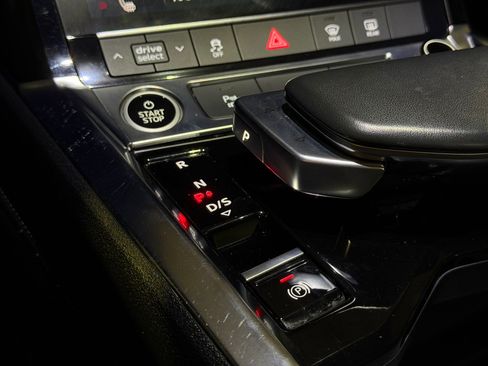 Used 2021 Audi e-tron Premium w/ Black Optic Package image 19