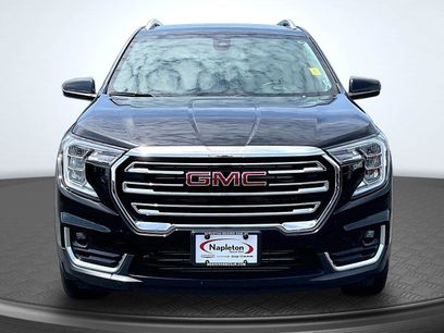 Used 2024 GMC Terrain SLT