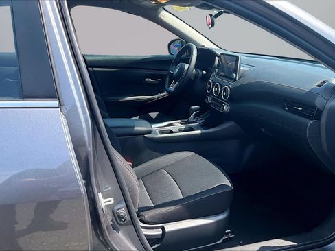 Used 2023 Nissan Sentra SV w/ All-Weather Package FWD image 6