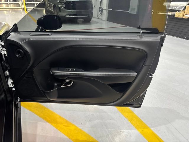 Used 2022 Dodge Challenger SRT Hellcat RWD image 34