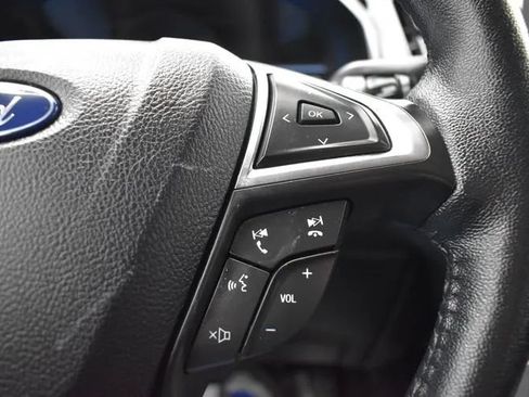 Used 2024 Ford Edge SEL AWD/4WD image 25