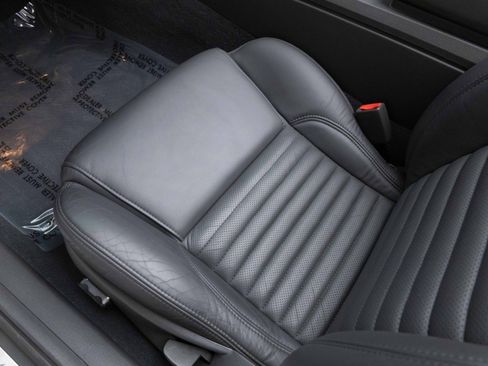Used 2002 Ford Thunderbird RWD image 28