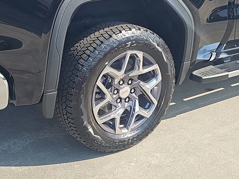 New 2026 GMC Sierra 1500 SLT AWD/4WD image 8