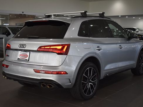 Used 2023 Audi SQ5 Premium Plus w/ Premium Plus Package AWD/4WD image 11