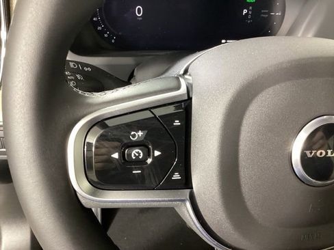 New 2026 Volvo XC90 T8 Plus w/ Protection Package Premier image 31