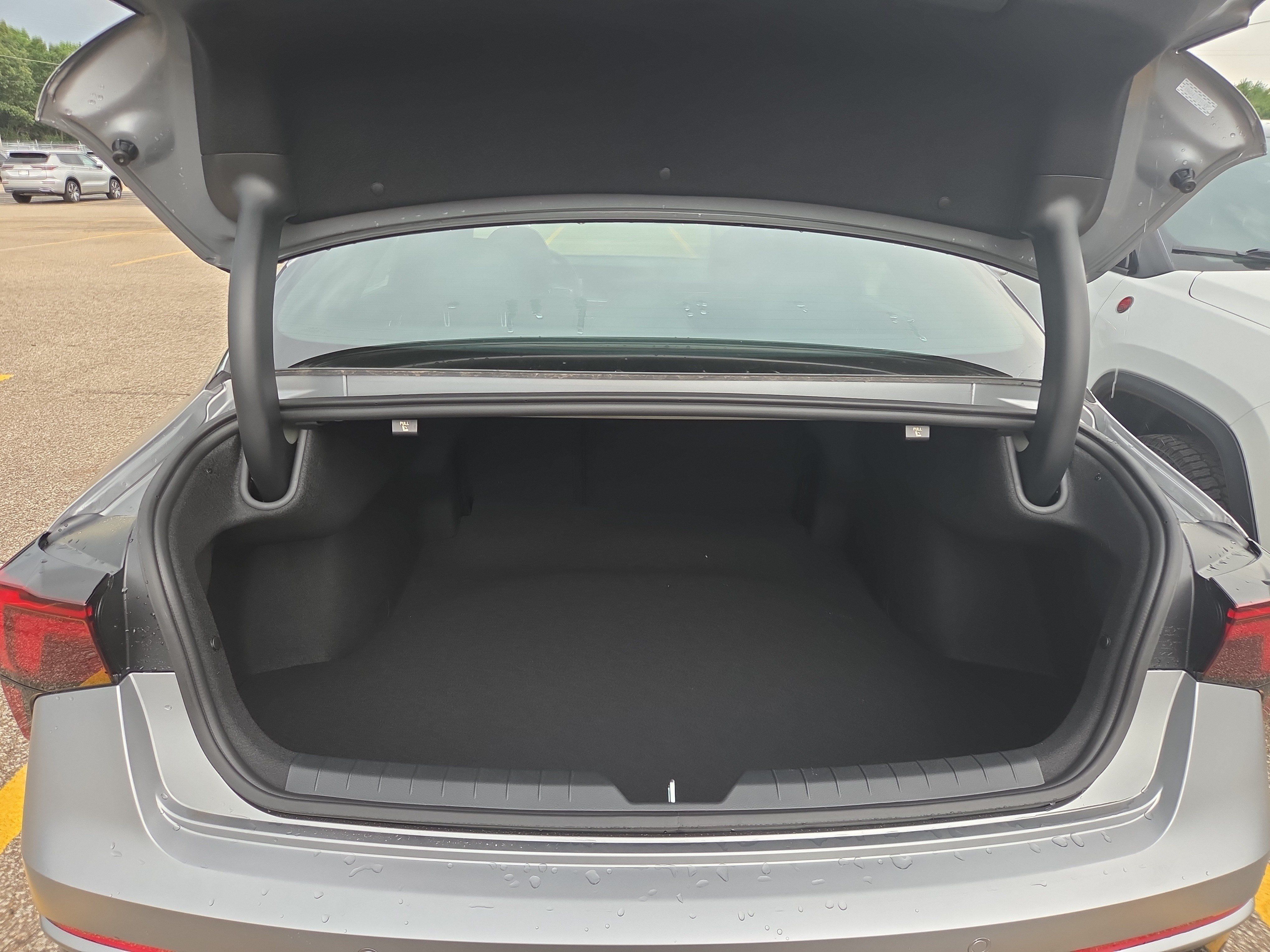 New 2026 Kia K5 GT-Line w/ GT-Line Premium Package FWD image 8