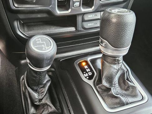 Used 2020 Jeep Wrangler Unlimited Sport image 14