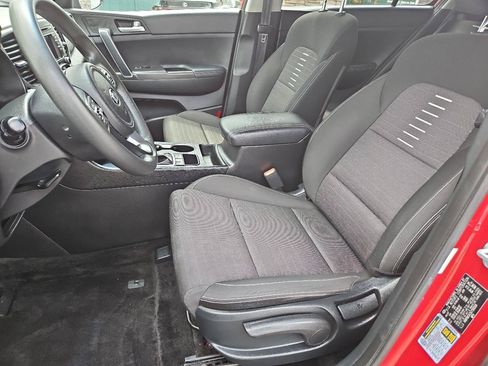 Used 2018 Kia Sportage LX AWD/4WD image 12