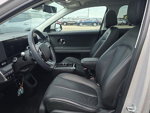 Used 2025 Hyundai Ioniq 5 Limited AWD/4WD image 5