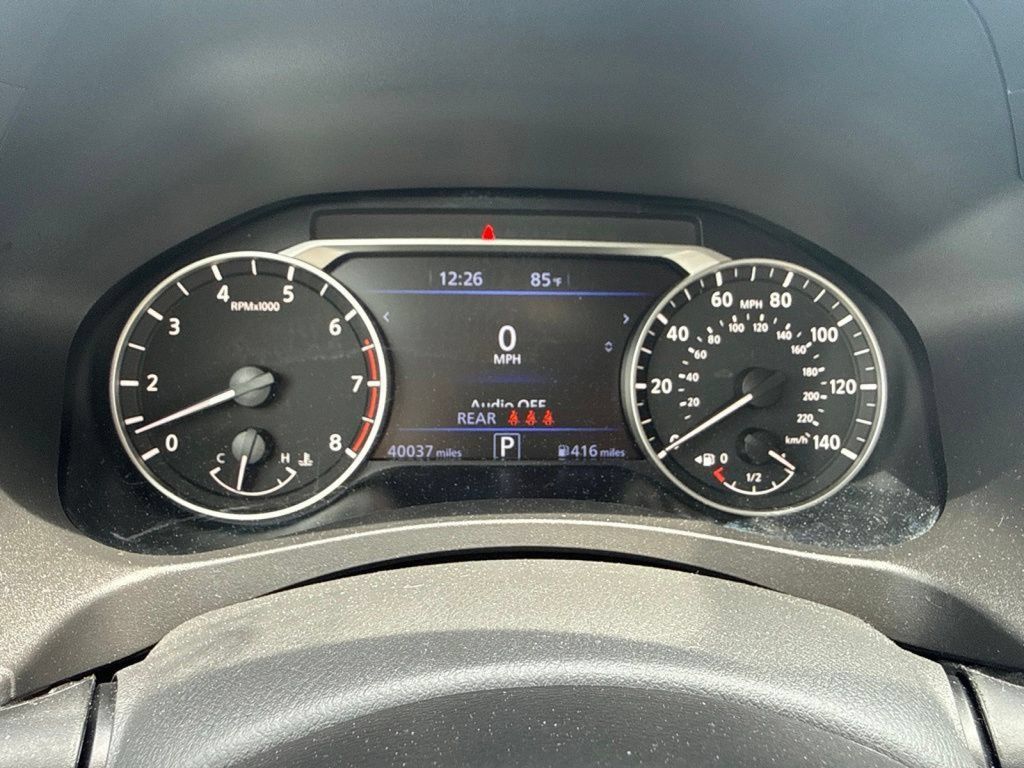 Used 2025 Nissan Altima 2.5 SV FWD image 19