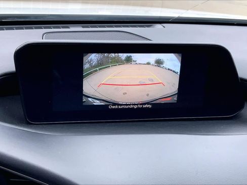 Used 2024 MAZDA MAZDA3 s image 27