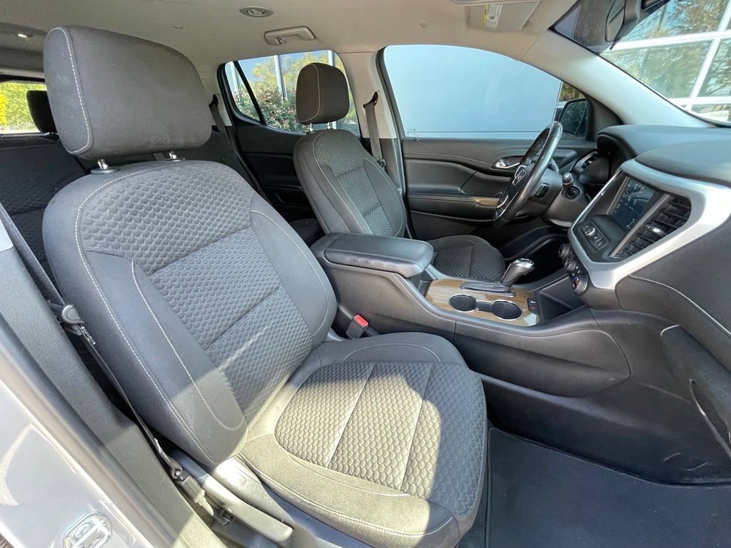 Used 2019 GMC Acadia SLE FWD image 32