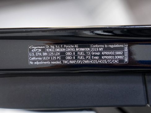 Used 2019 Porsche 718 Cayman GTS image 30