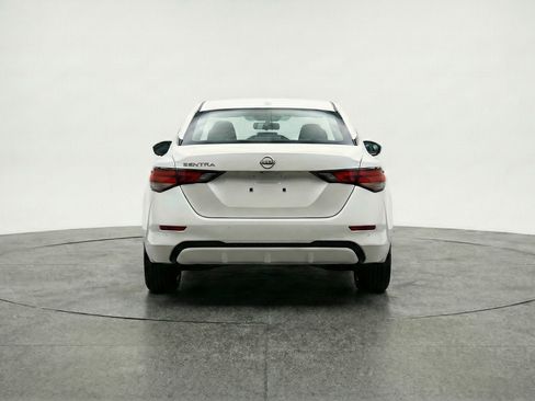 Used 2025 Nissan Sentra SV image 7