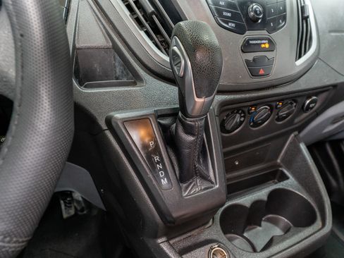Used 2019 Ford Transit 150 130 Low Roof RWD image 21