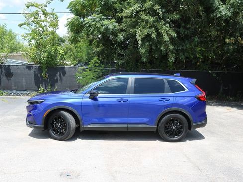 Used 2023 Honda CR-V Sport image 2
