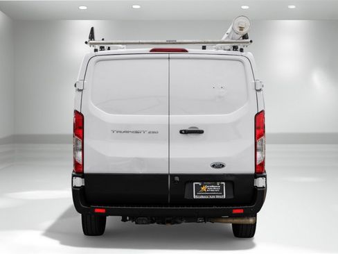 Used 2023 Ford Transit 250 Base image 7