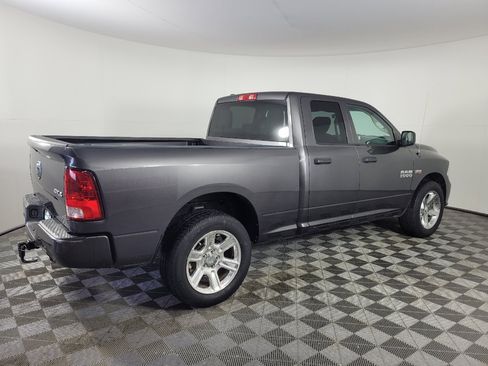 Used 2017 RAM 1500 Express w/ Express Value Package AWD/4WD image 10
