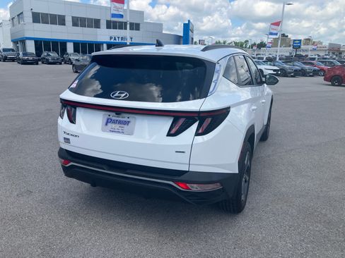 Used 2023 Hyundai Tucson SEL w/ Convenience Package AWD/4WD image 7