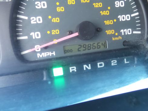 Used 2002 Toyota 4Runner SR5 AWD/4WD image 45