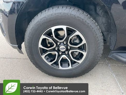 Used 2024 Ford Expedition XLT AWD/4WD image 26