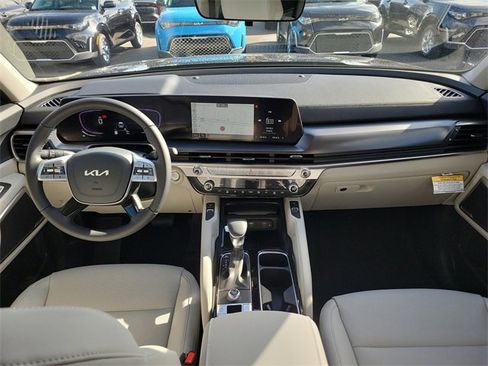 New 2025 Kia Telluride S image 18
