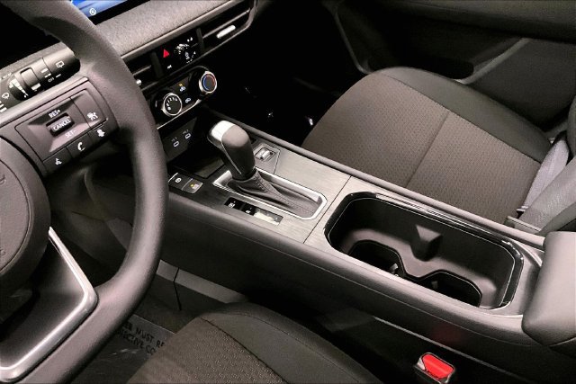 New 2027 Nissan Kicks S AWD/4WD image 9