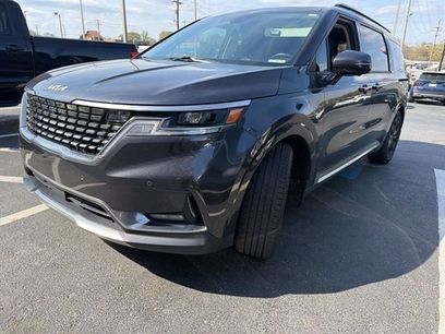Certified 2023 Kia Carnival SX